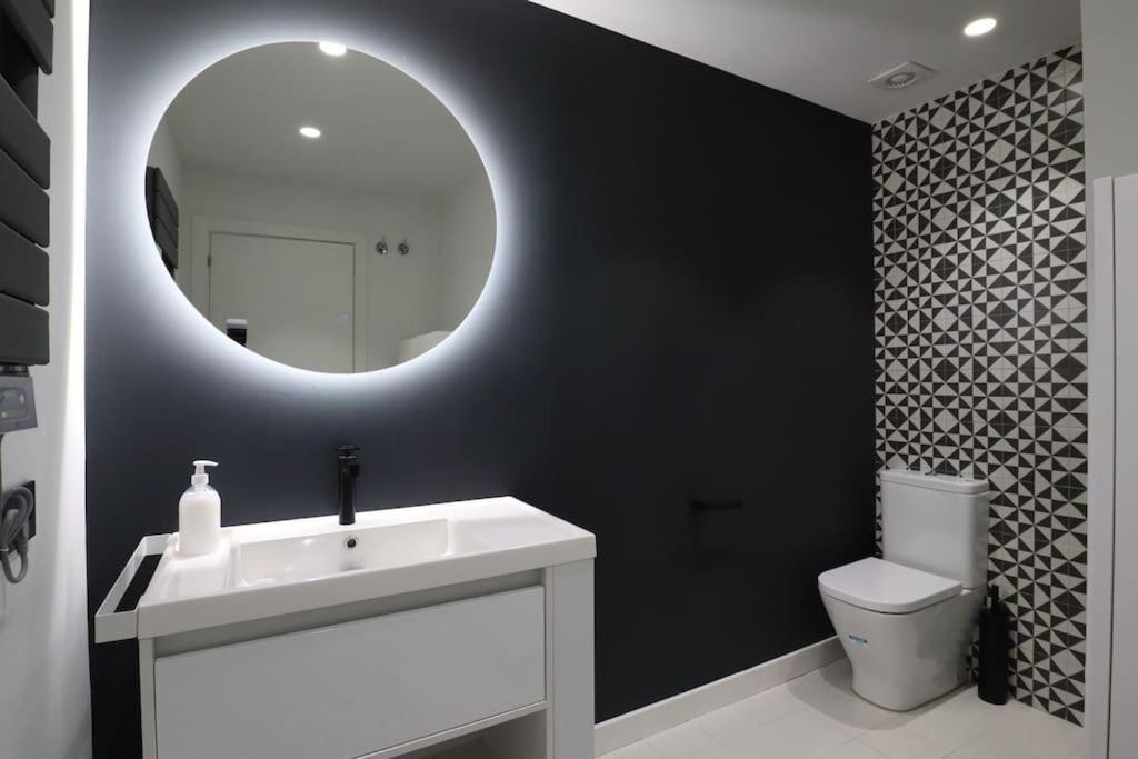 Notel Club - Precioso Loft En El Centro De La Ciudad Santander Exteriör bild